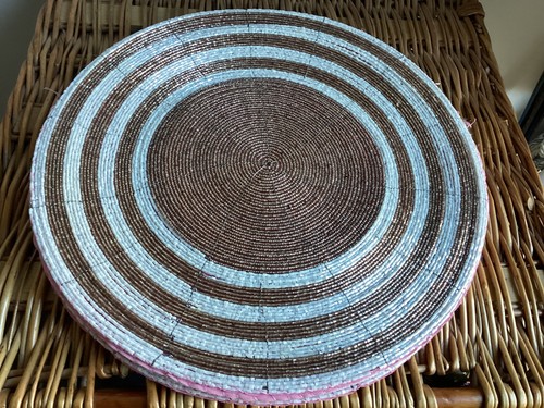 Round white bronze furniture - round,